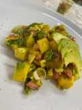 Ceviche vegano de mango y aguacate