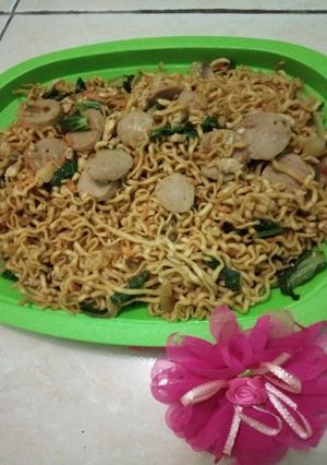 Foto resep Mi goreng sederhana #BikinRamadanBerkesan #27