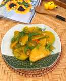 Bí đỏ xào thì là chay