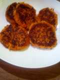 Tortitas de zanahoria con queso cheddar