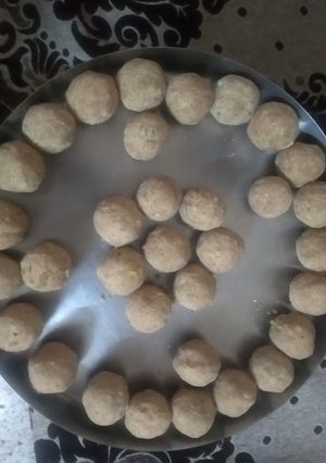 सातु पीठ लाडु (sattu pith ladoo recipe in marathi) रेसिपी चे मुख्य फोटो 