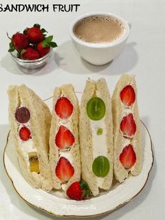 Foto resep Sandwich fruit / Fruit sando / Ichigo fruit