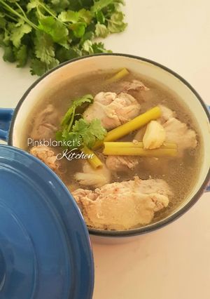 A picture of Lemongrass Chicken Soup.