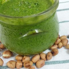A picture of Falahari chutney.
