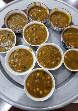 Hình của món Chè bí đỏ nấu hạt sen.