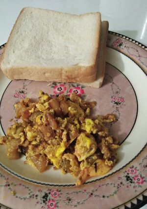 A picture of Anday aloo.