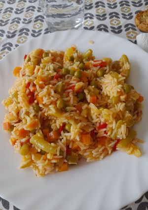 Una foto de Arroz basmati con verduras