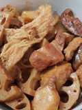 Fermented beancurd with lotus roots and ribs 南乳蓮藕炆排骨