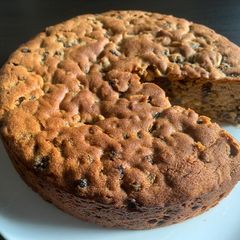 A picture of Dried Fruit Cake.