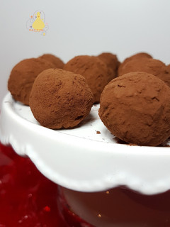 Una foto de *Trufas de Aguacate*