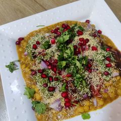 A picture of Ragda pattice.