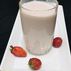 A picture of Strawberry drink.