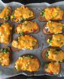 Bánh mì nguyên cám phủ rau củ nấm mix cheese nướng