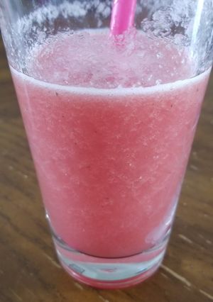 A picture of Refreshing watermelon slushie.