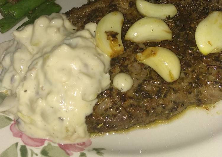 Resep Sirloin Steak w/ Mushroom Sauce + Buncis + Mashed Potato Anti Gagal