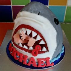 A picture of Vickys Great White Shark Cake.