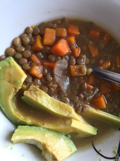 Una foto de Sopa de lentejas