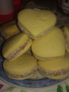 Una foto de Alfajores de maizena!!