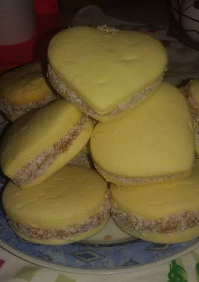 Una foto de Alfajores de maizena!!