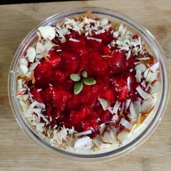 A picture of Strawberry pudding.