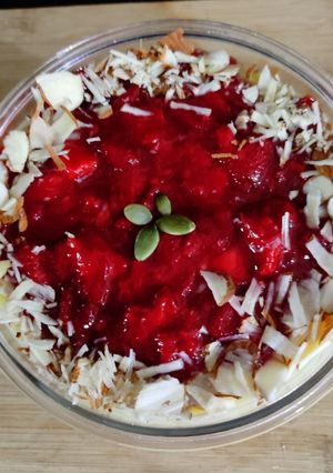 A picture of Strawberry pudding.