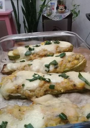 Una foto de Zucchini relleno