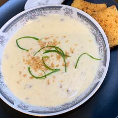 A picture of Cream of peanut soup🍵.