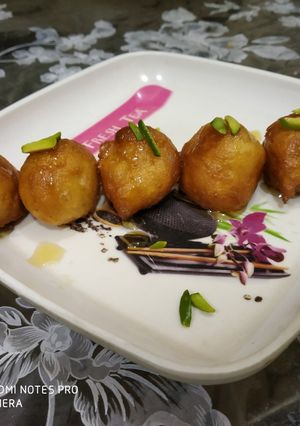 A picture of . Luqaimat(Sweet dumplings).