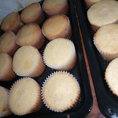 A picture of Plain vanilla cupcakes.
