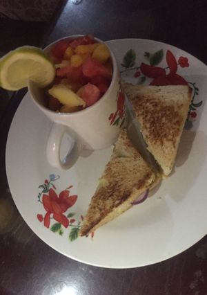 A picture of I really like eating sandwiche.