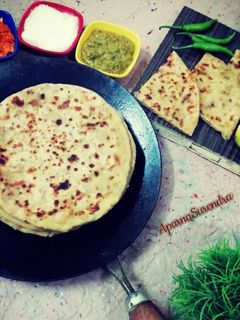 आलू पराठा (aloo paratha recipe in Hindi) रेसिपी मुख्य फोटो