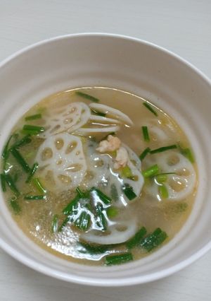 Hình của món Canh củ sen nấu tôm.