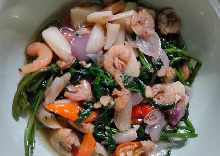 Resep Tumis Kangkung Ebi yang Enak