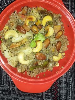 साबूदाना खिचड़ी (sabudana khichdi recipe in Hindi) रेसिपी मुख्य फोटो