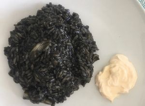 Foto principal de Arroz negro con sepia o chipirones