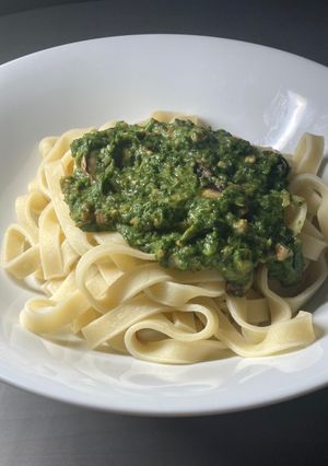 Une photo de Tagliatelles aux champignons et aux épinards