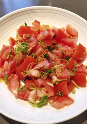 A picture of Tomato Salad.