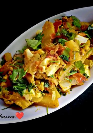 ডিম আলুর ভুজিয়া(dim aloor bhujia recipe in Bengali) রেসিপির প্রধান ছবি