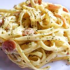 รูปของ Creamy Fettucini Carbonara
