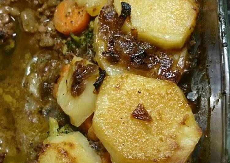 Recipe of Speedy Mince Potato Bake