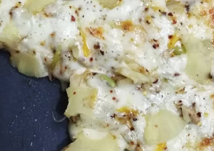 Recipe of Super Quick Homemade Pizza with pineapple chunks by azmat #eid k pakwan