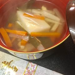 A picture of My family's New Year Soup.