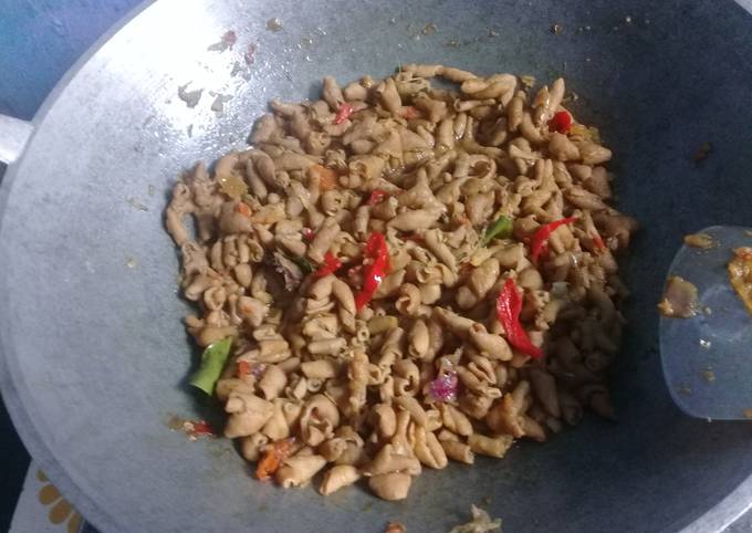 Cara Gampang Membuat Tumis Usus Ayam yang Bikin Ngiler