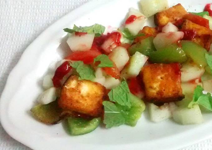 Grilled Paneer and vegetable salad with strawberry puree
