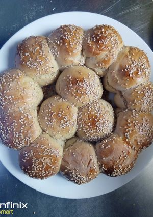 A picture of Sweeten Seeded Bread Rolls.