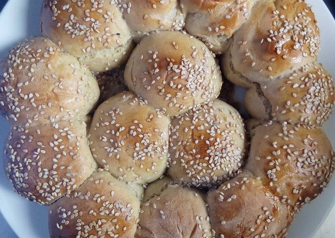 Steps to Prepare Super Quick Homemade Sweeten Seeded Bread Rolls