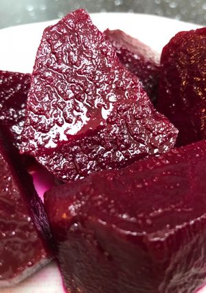 A picture of Traditional Pickled Beetroot.