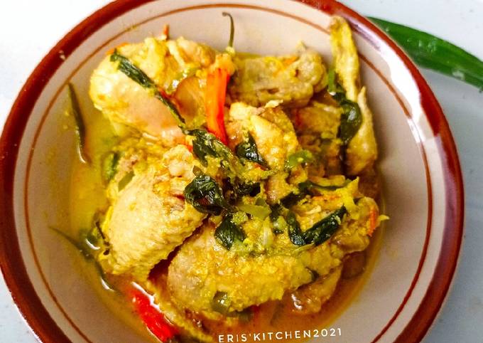 Resep Ayam Kemangi Bumbu Kuning oleh Eha Riskii Srii Cookpad