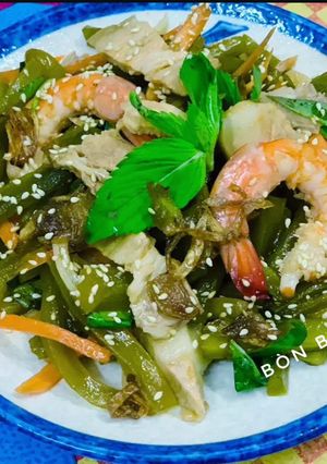 Hình của món Gỏi Rau Tiến Vua Tôm Thịt.