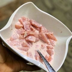 A picture of Water melon chunk.
